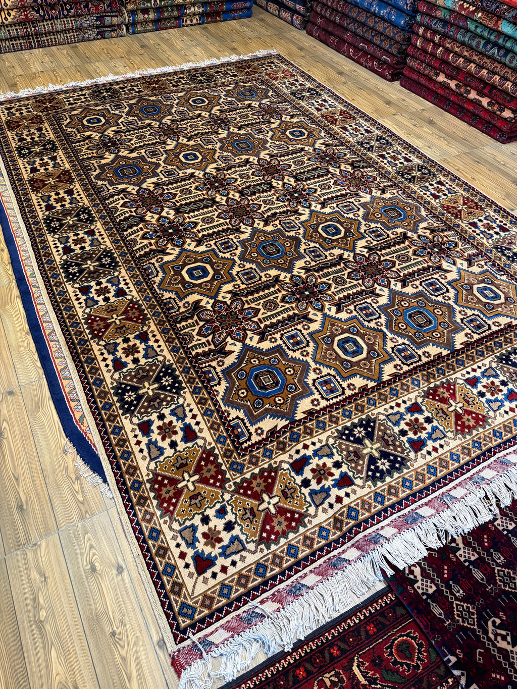 Luxury fine Afghan "Vollayati" Carpet