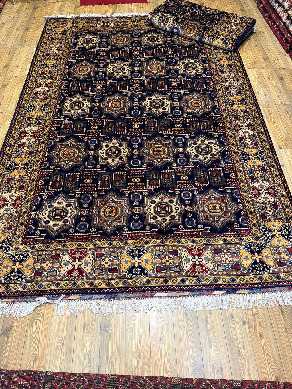 Luxury fine Afghan "Vollayati" Carpet