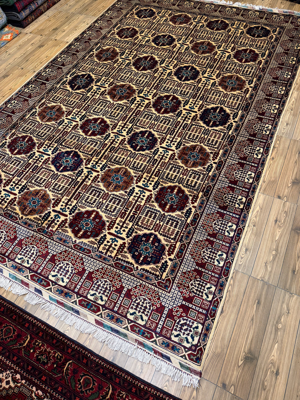 Luxury fine Afghan "Vollayati" Carpet