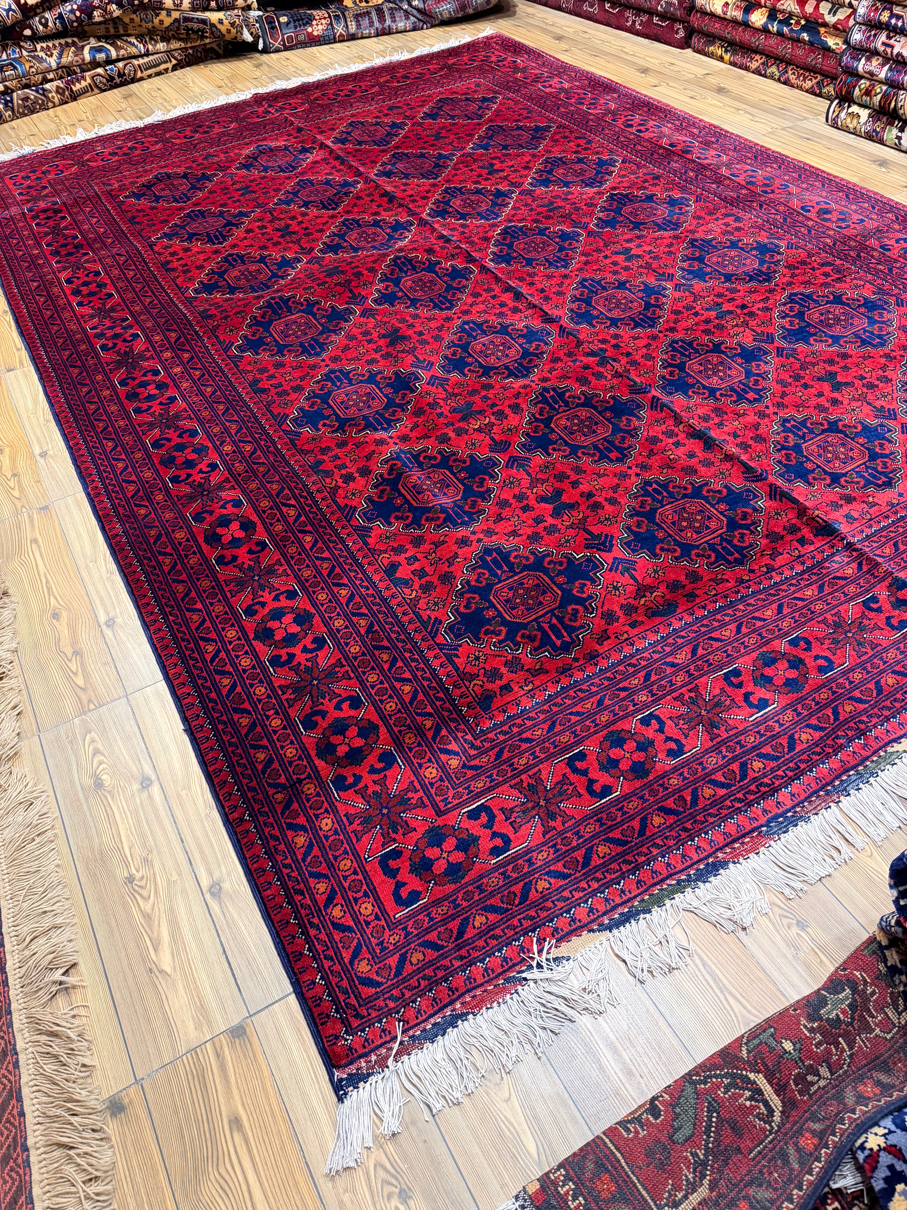Luxury fine Afghan "Vollayati" Carpet