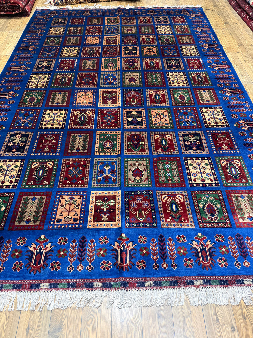 Luxury fine Afghan "Vollayati" Carpet