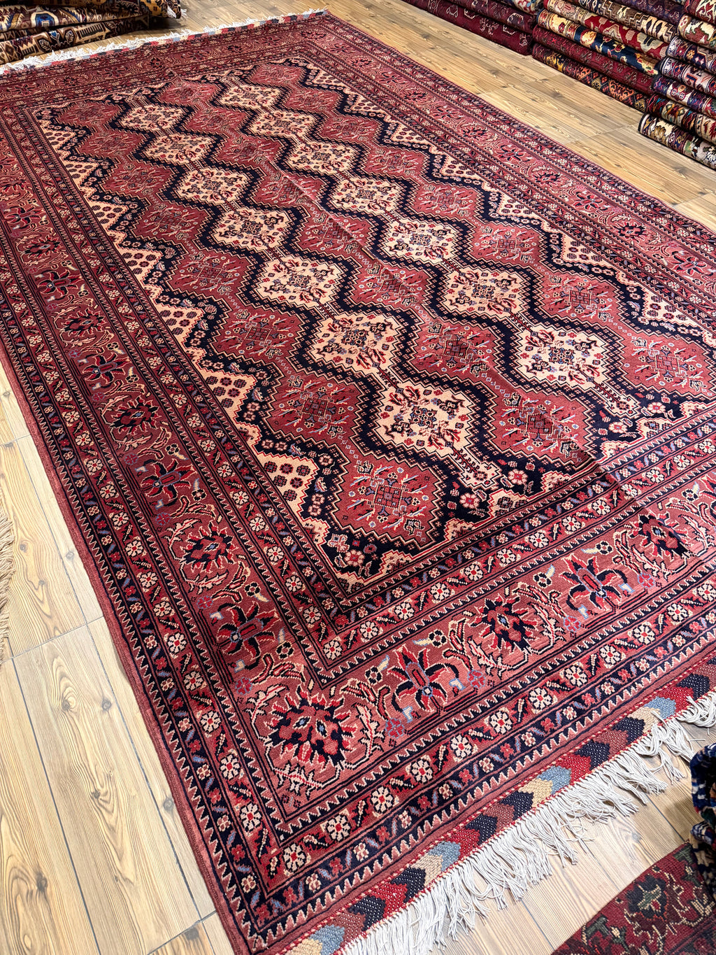 Luxury fine Afghan "Vollayati" Carpet
