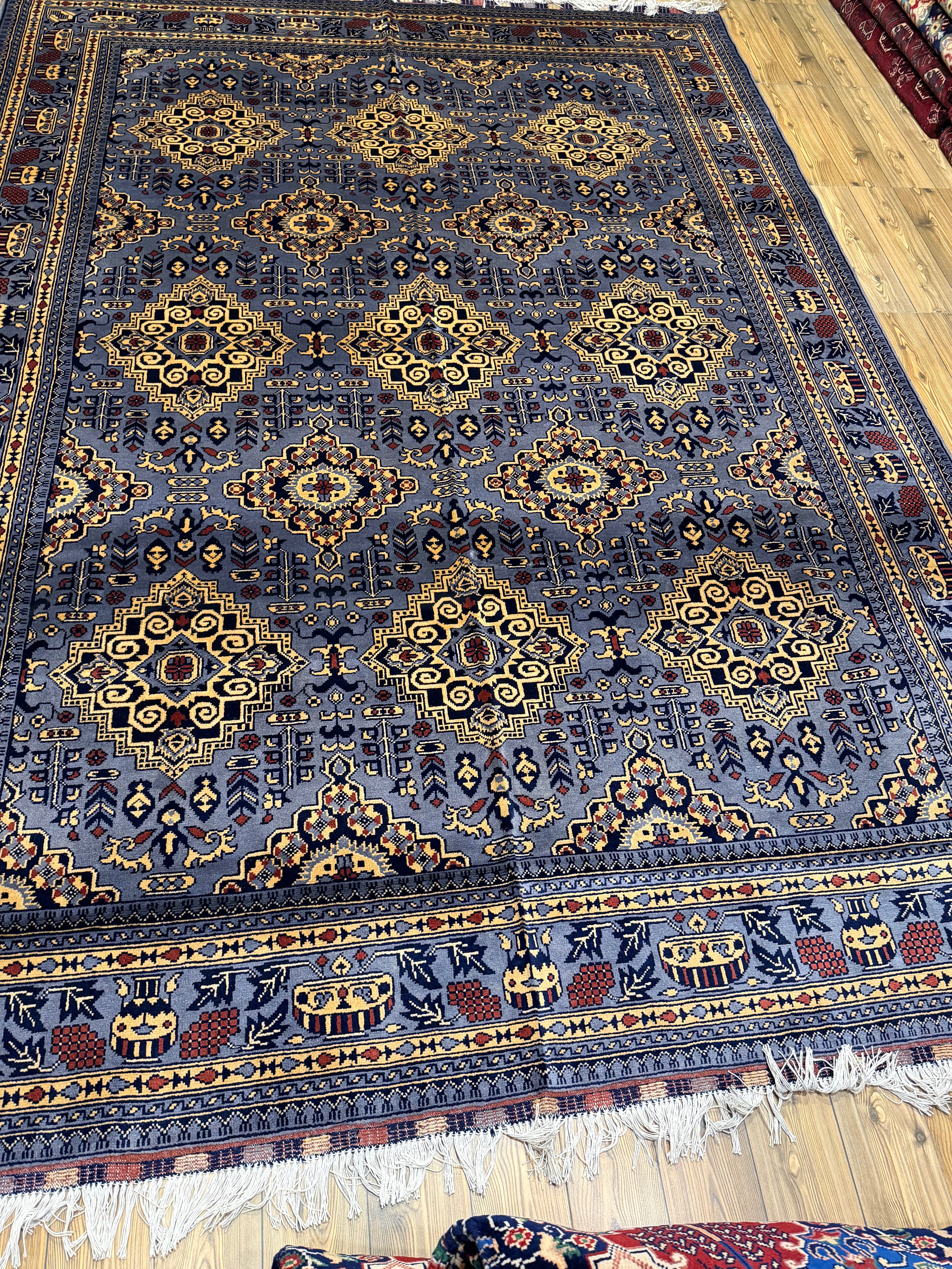 Luxury fine Afghan "Vollayati" Carpet