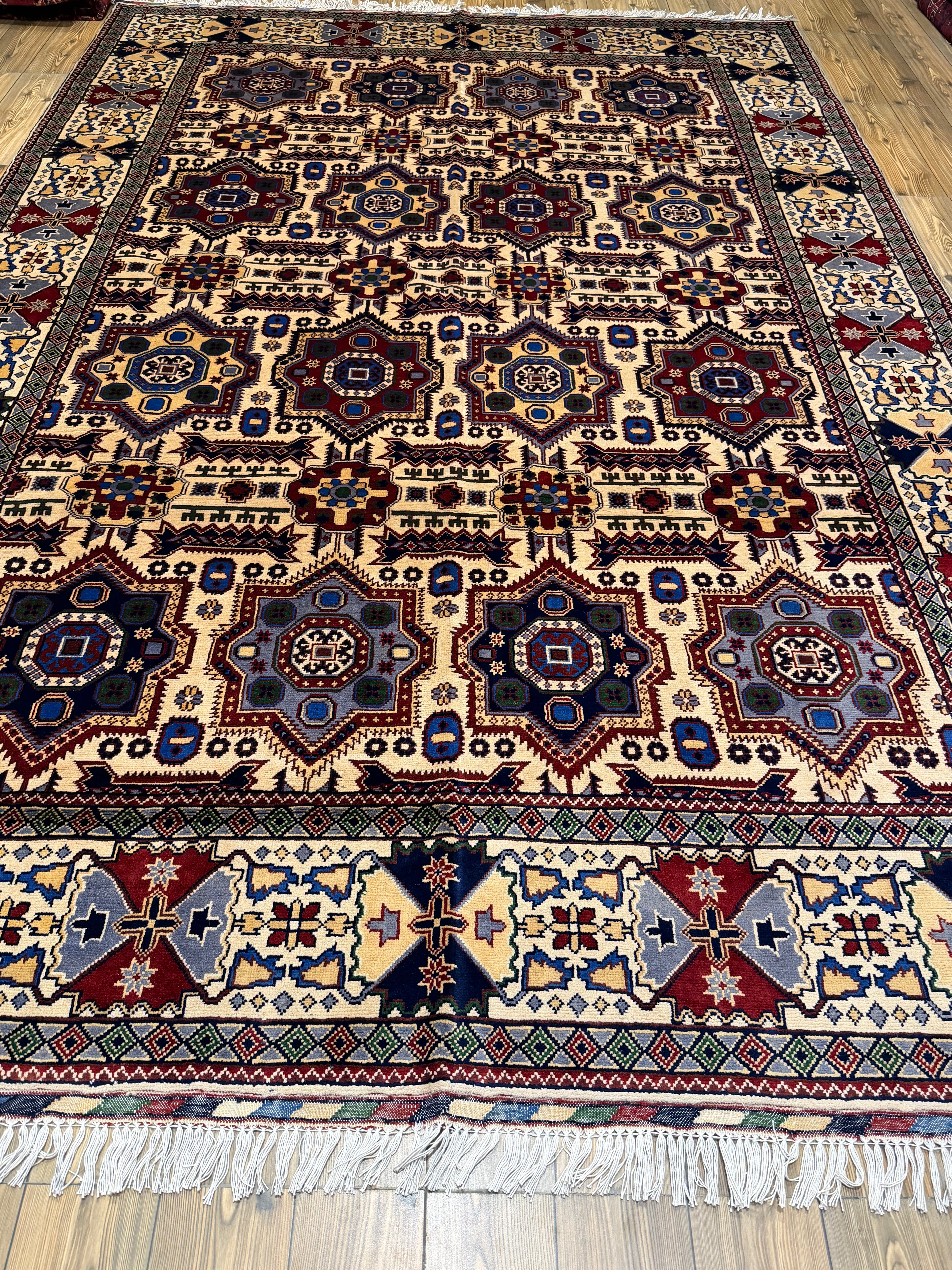 Luxury fine Afghan "Vollayati" Carpet