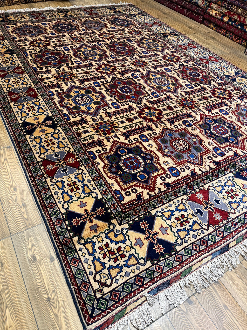 Luxury fine Afghan "Vollayati" Carpet