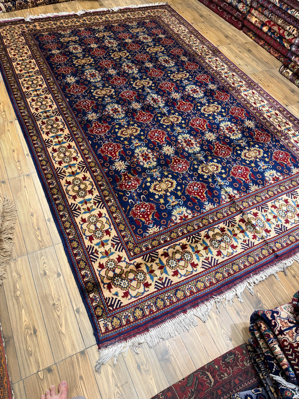 Luxury fine Afghan "Vollayati" Carpet