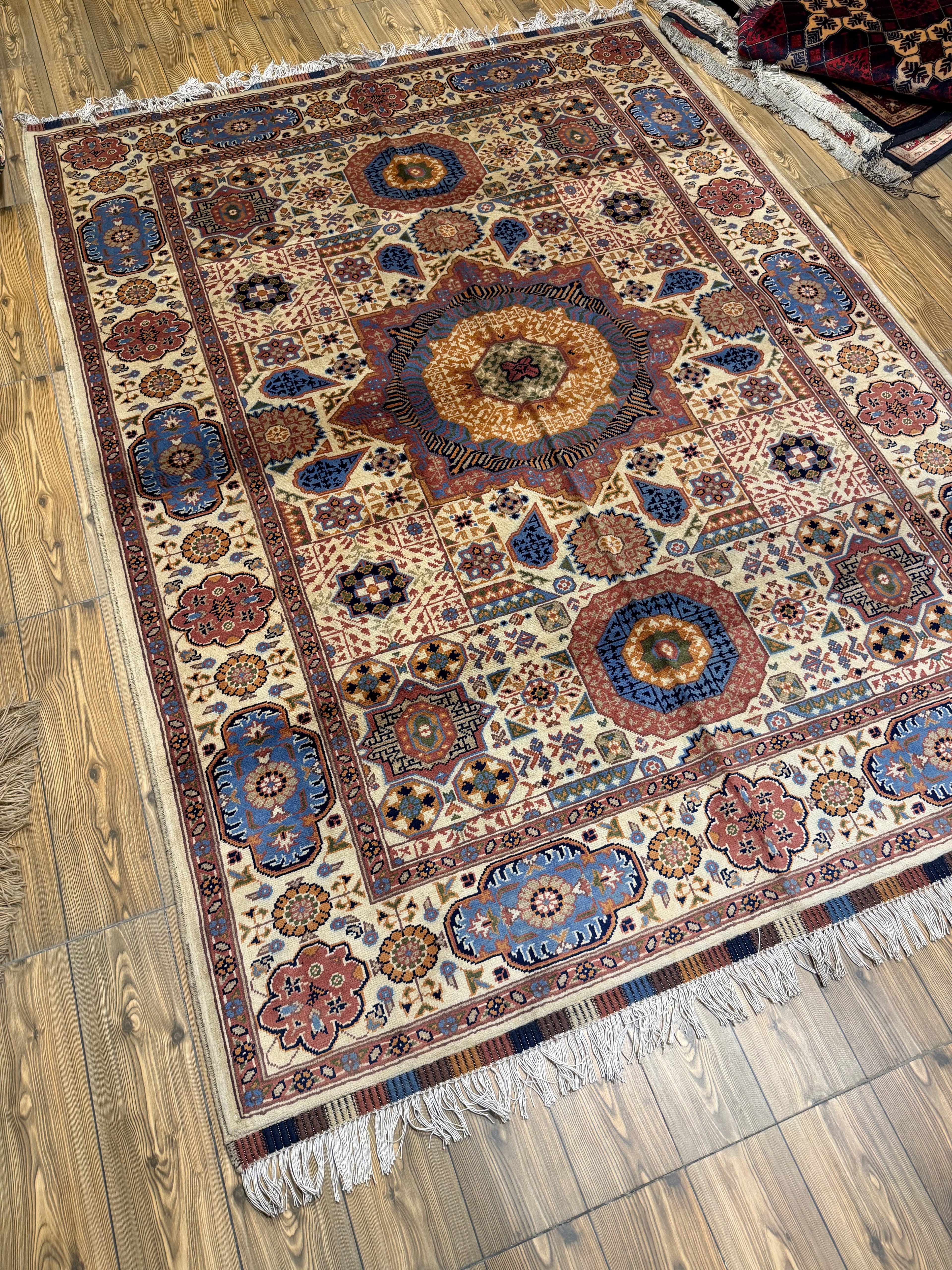 Luxury fine Afghan "Vollayati" Carpet