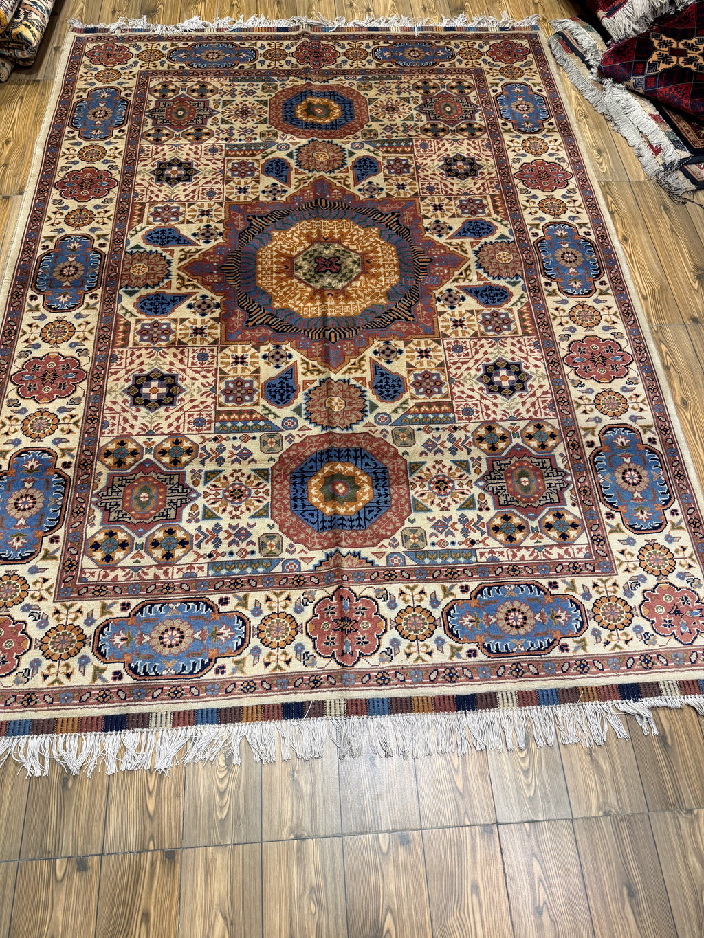Luxury fine Afghan "Vollayati" Carpet