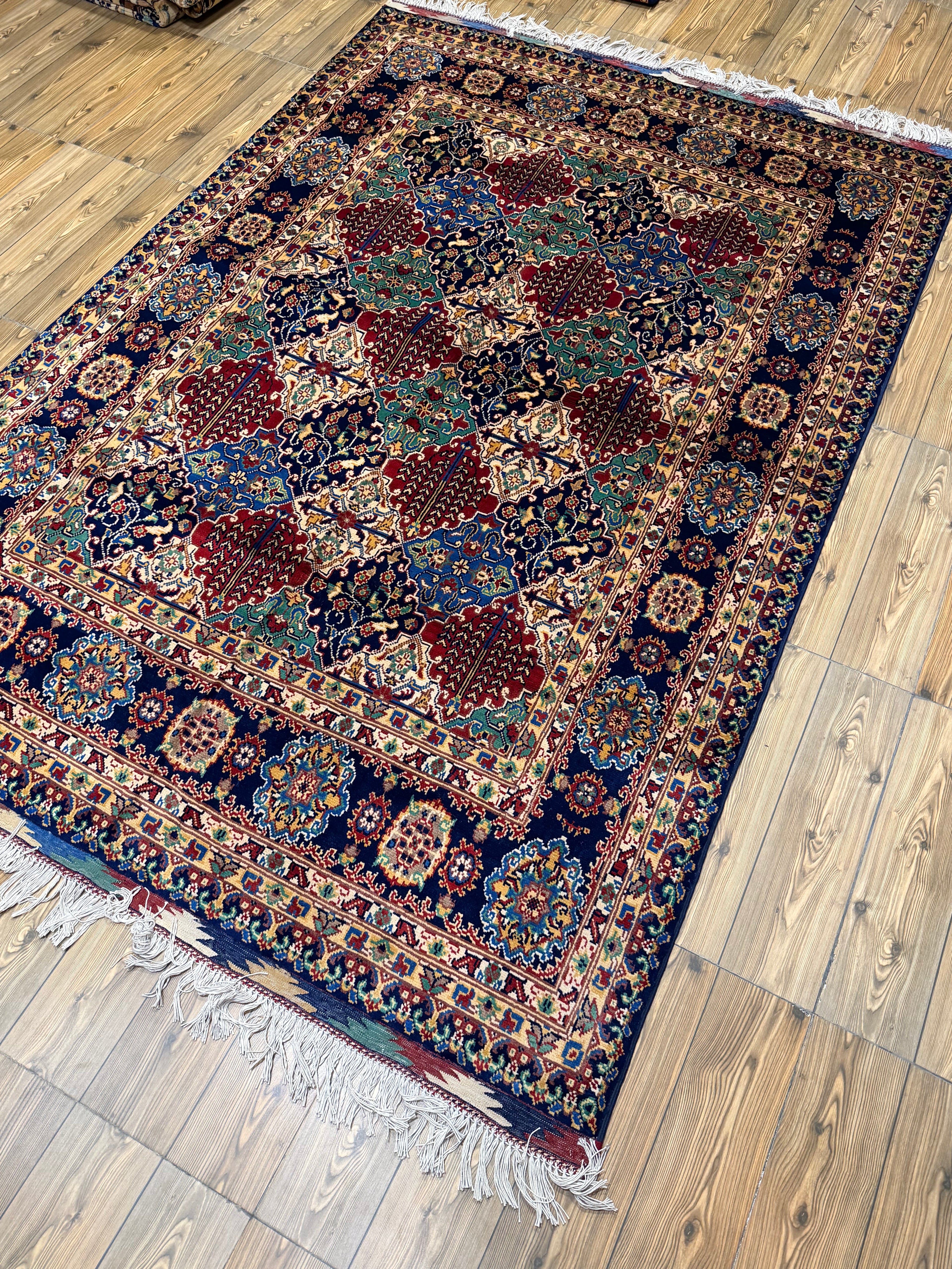 Luxury fine Afghan "Vollayati" Carpet