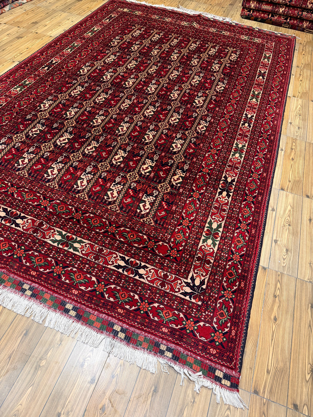 Luxury fine Afghan "Vollayati" Carpet