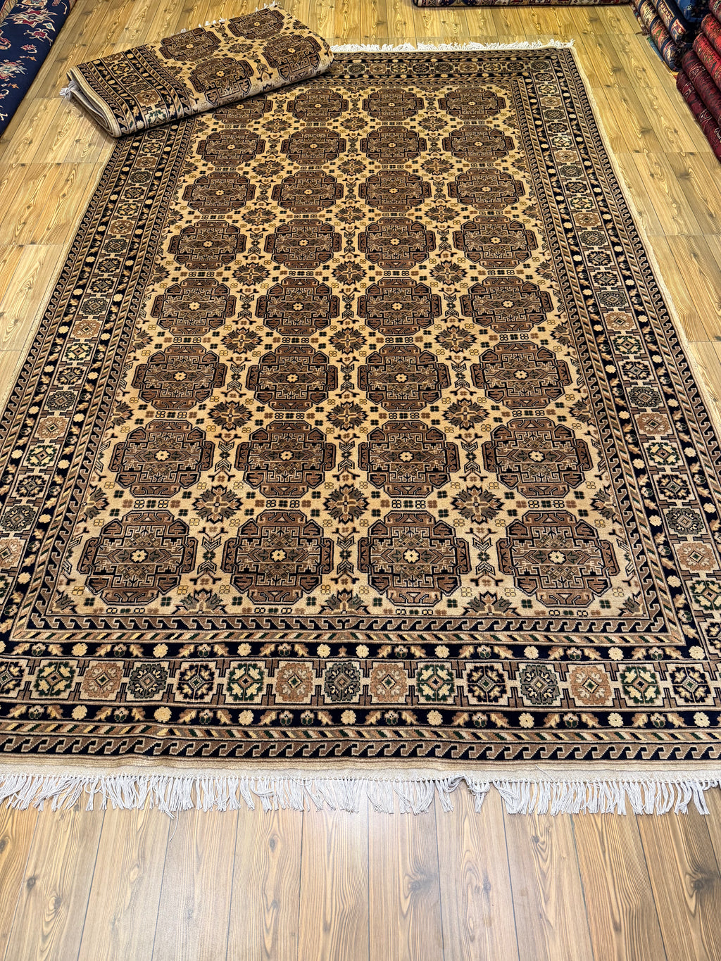 Luxury fine Afghan "Vollayati" Carpet