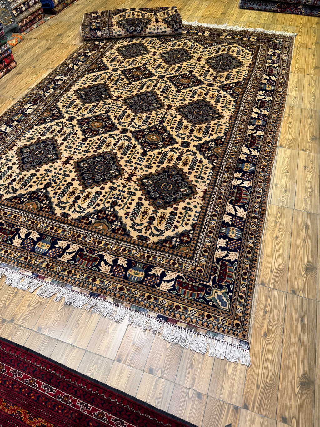 Luxury fine Afghan "Vollayati" Carpet