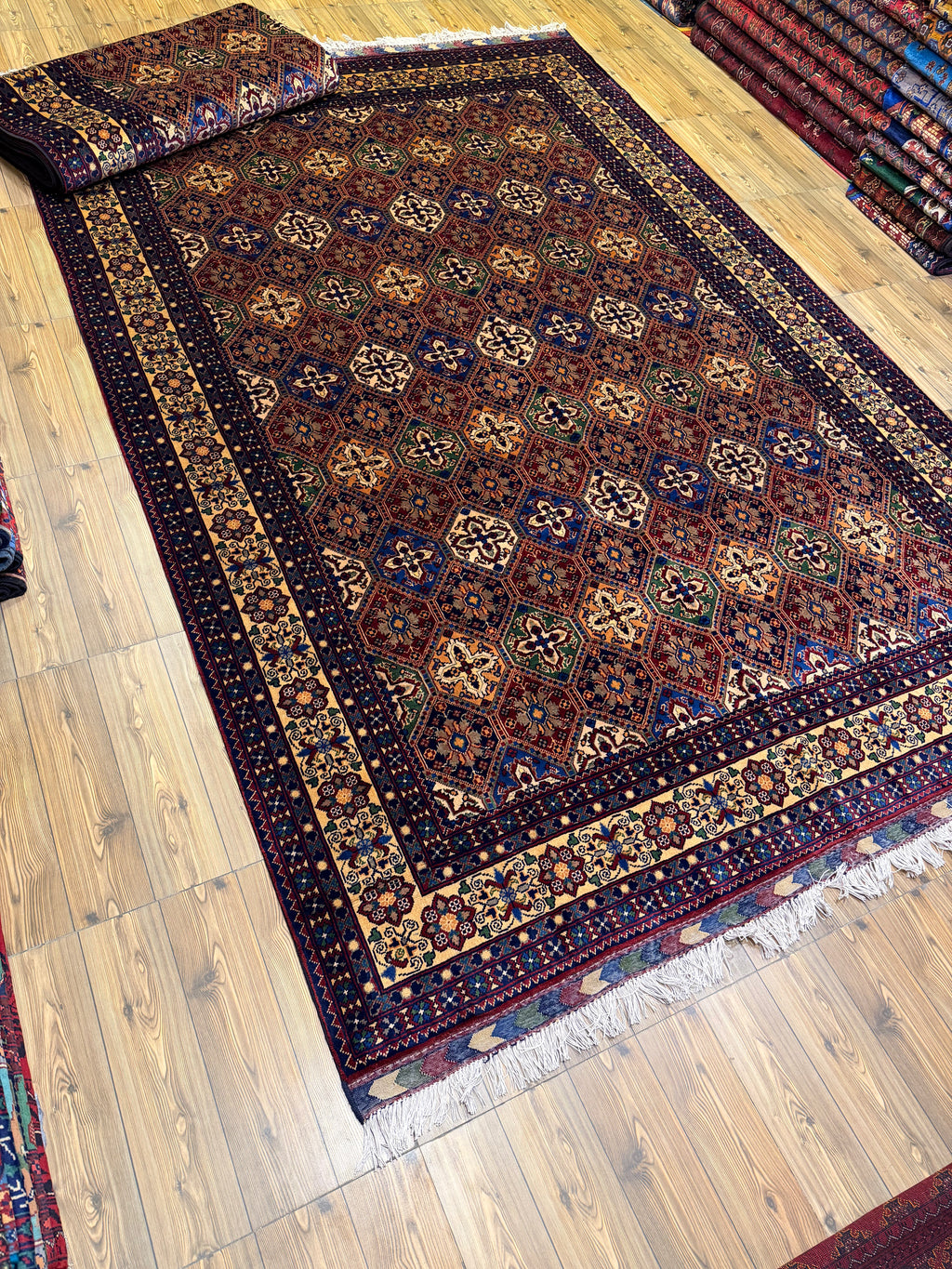 Luxury fine Afghan "Vollayati" Carpet