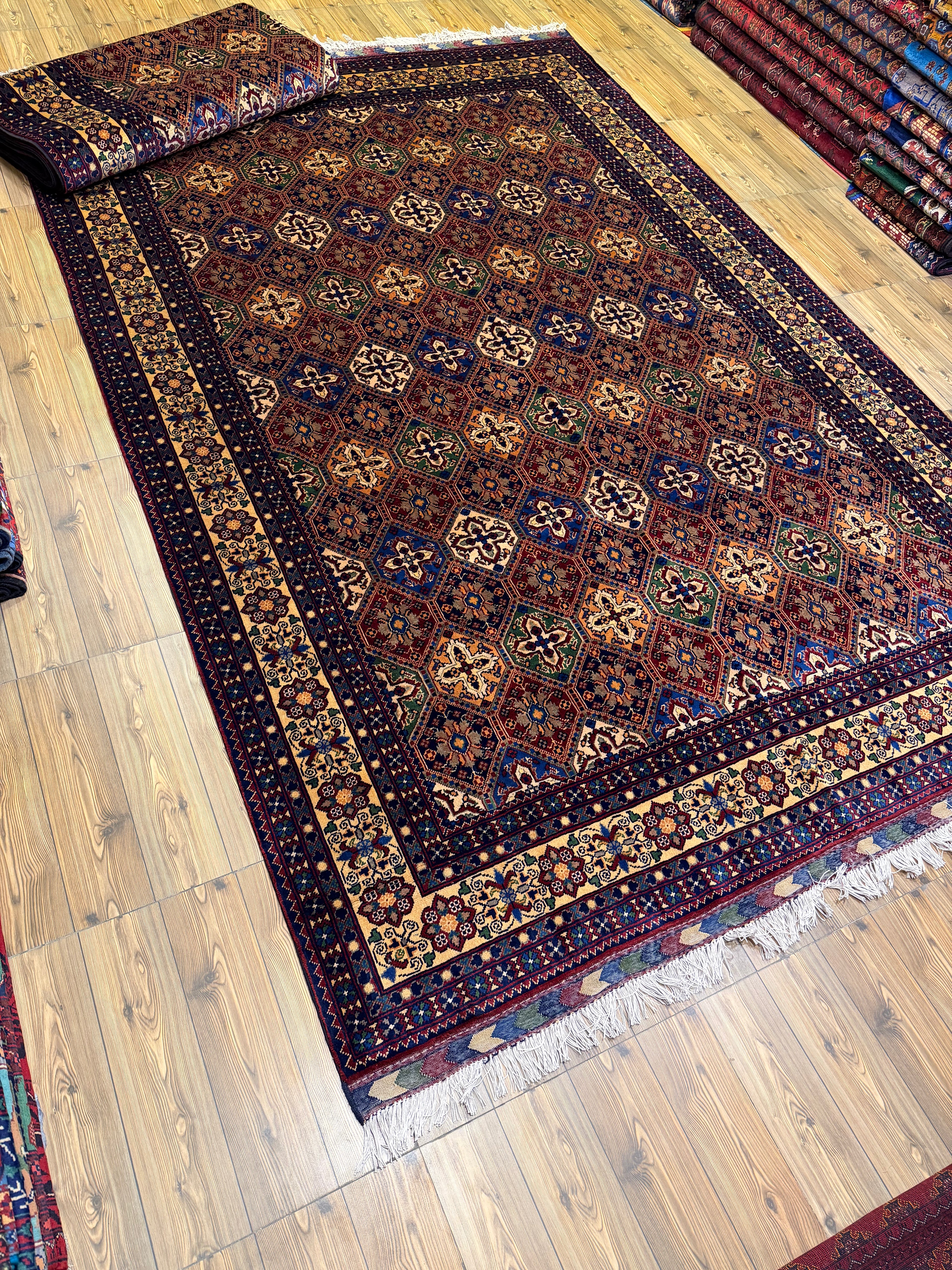 Luxury fine Afghan "Vollayati" Carpet
