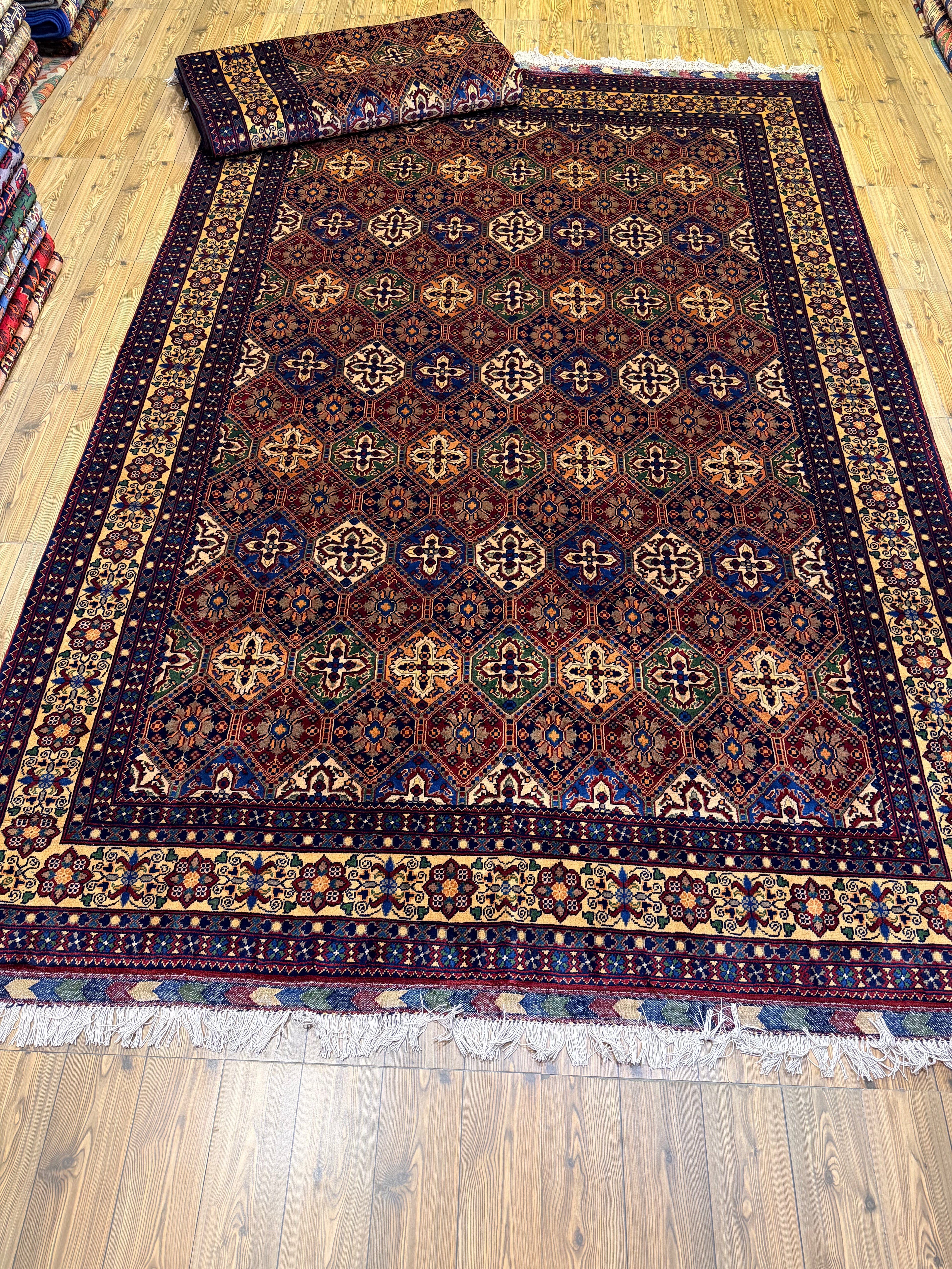 Luxury fine Afghan "Vollayati" Carpet