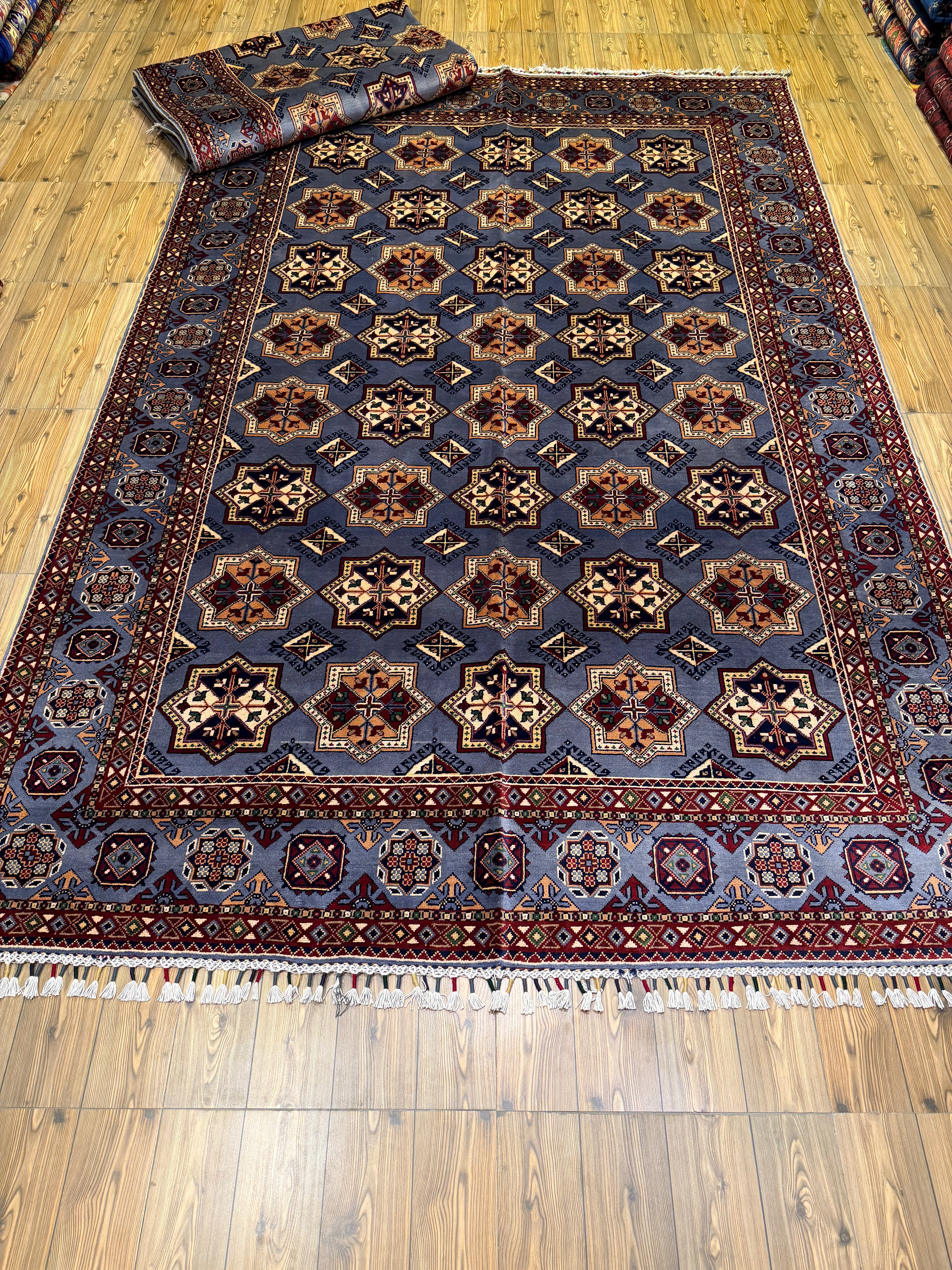 Luxury fine Afghan "Vollayati" Carpet