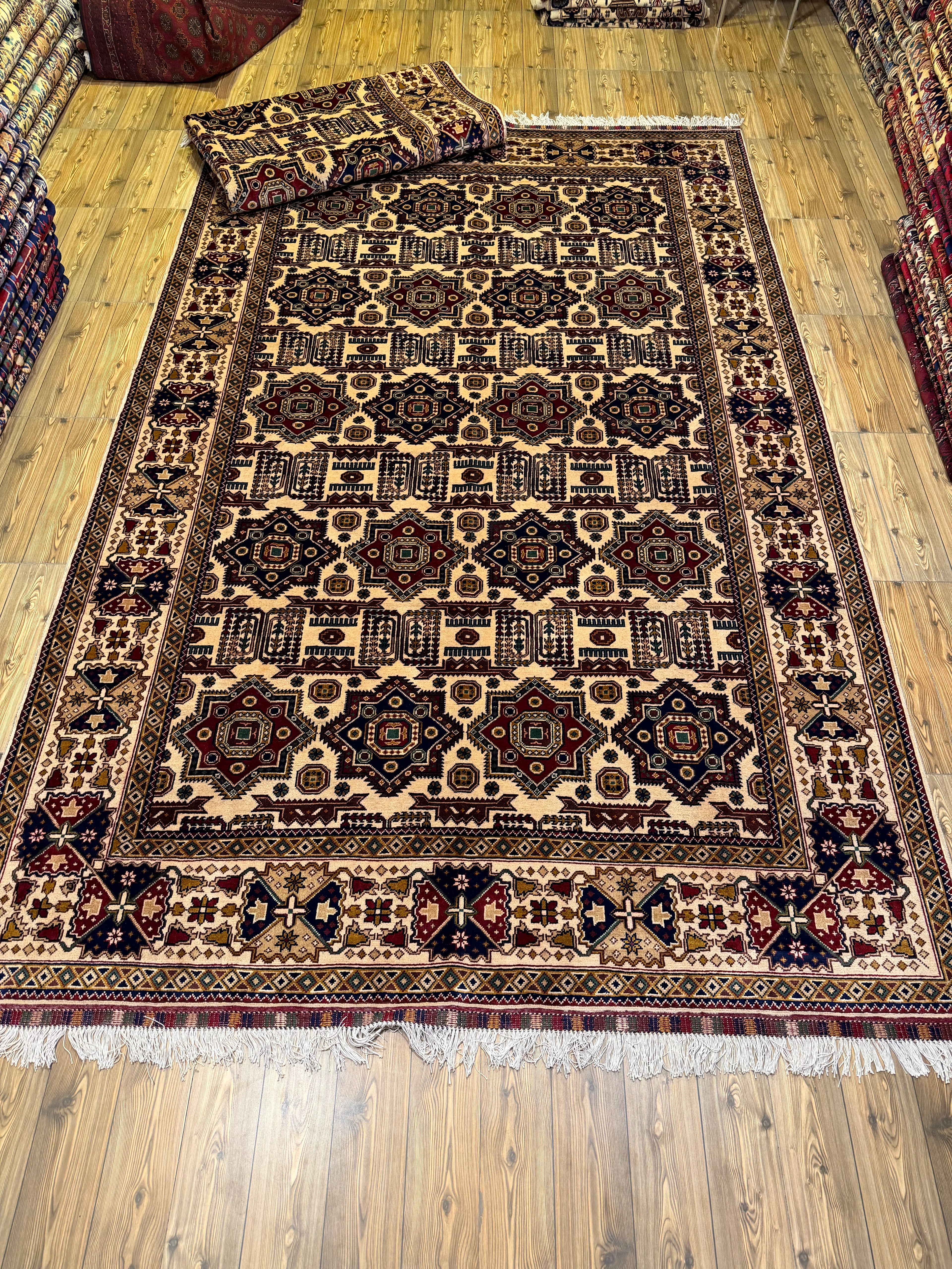 Luxury fine Afghan "Vollayati" Carpet