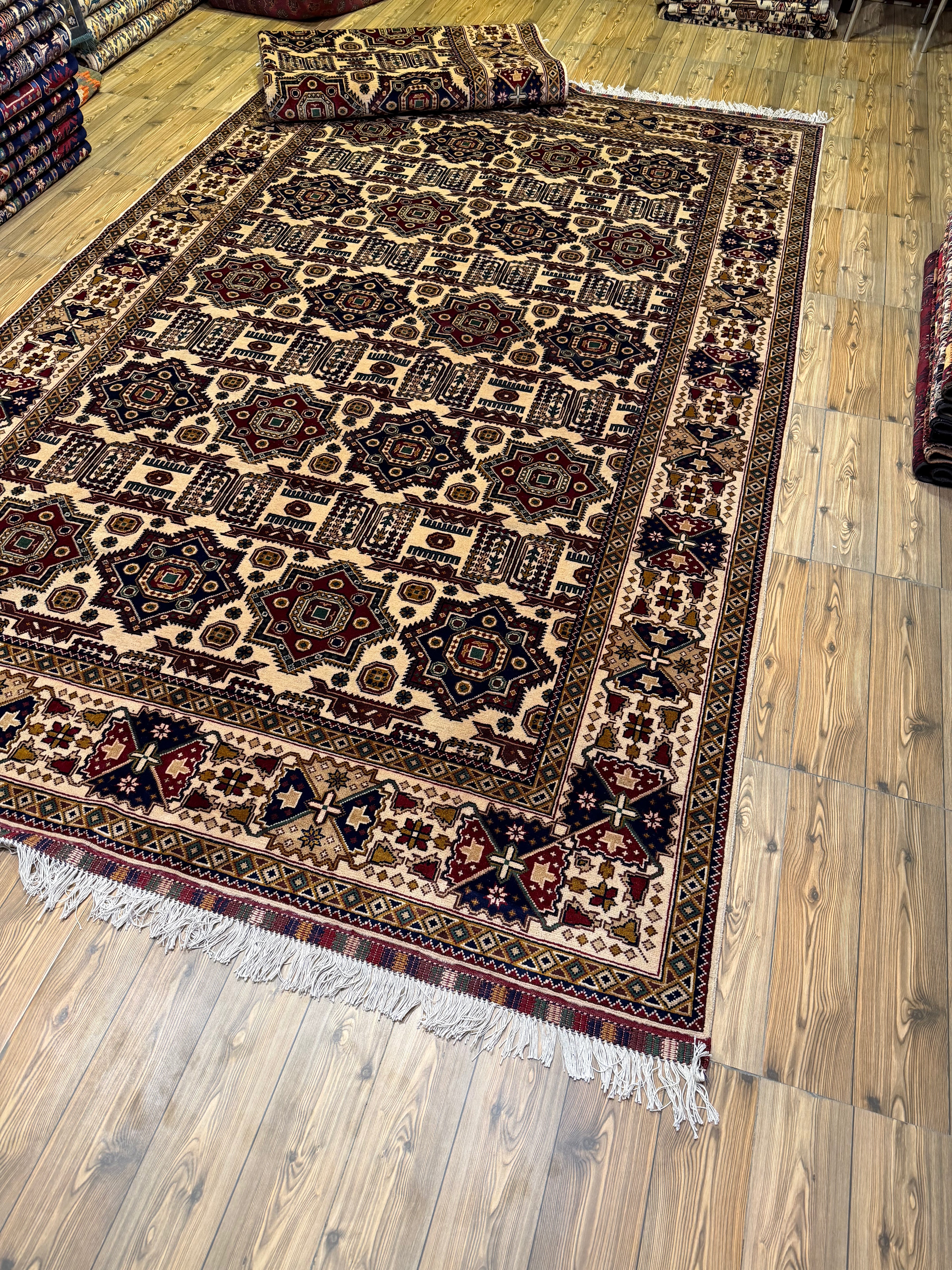 Luxury fine Afghan "Vollayati" Carpet