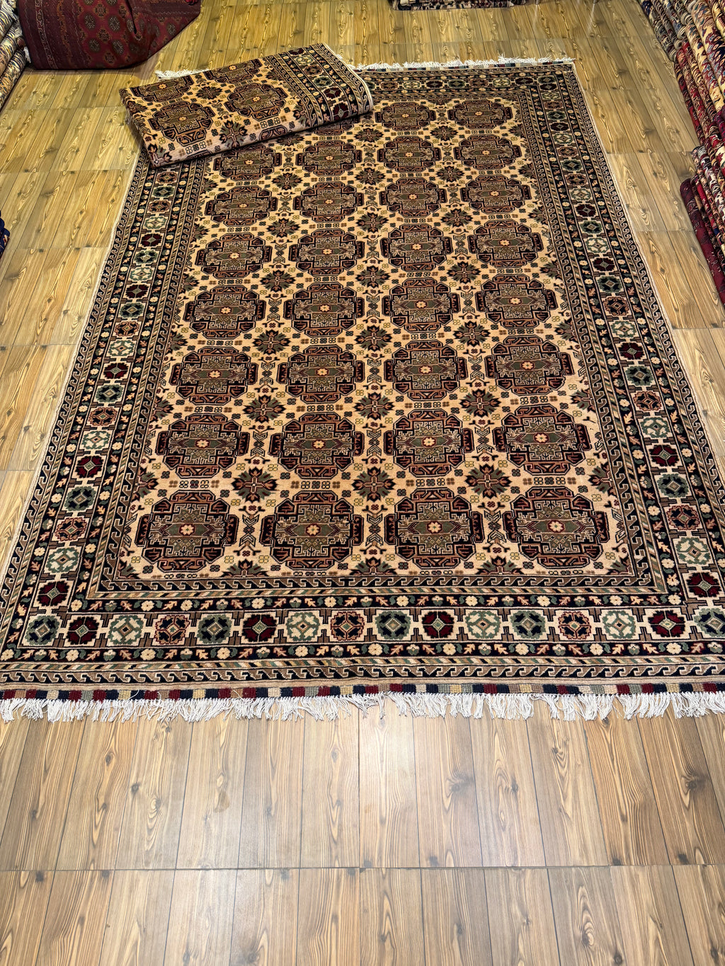 Luxury fine Afghan "Vollayati" Carpet