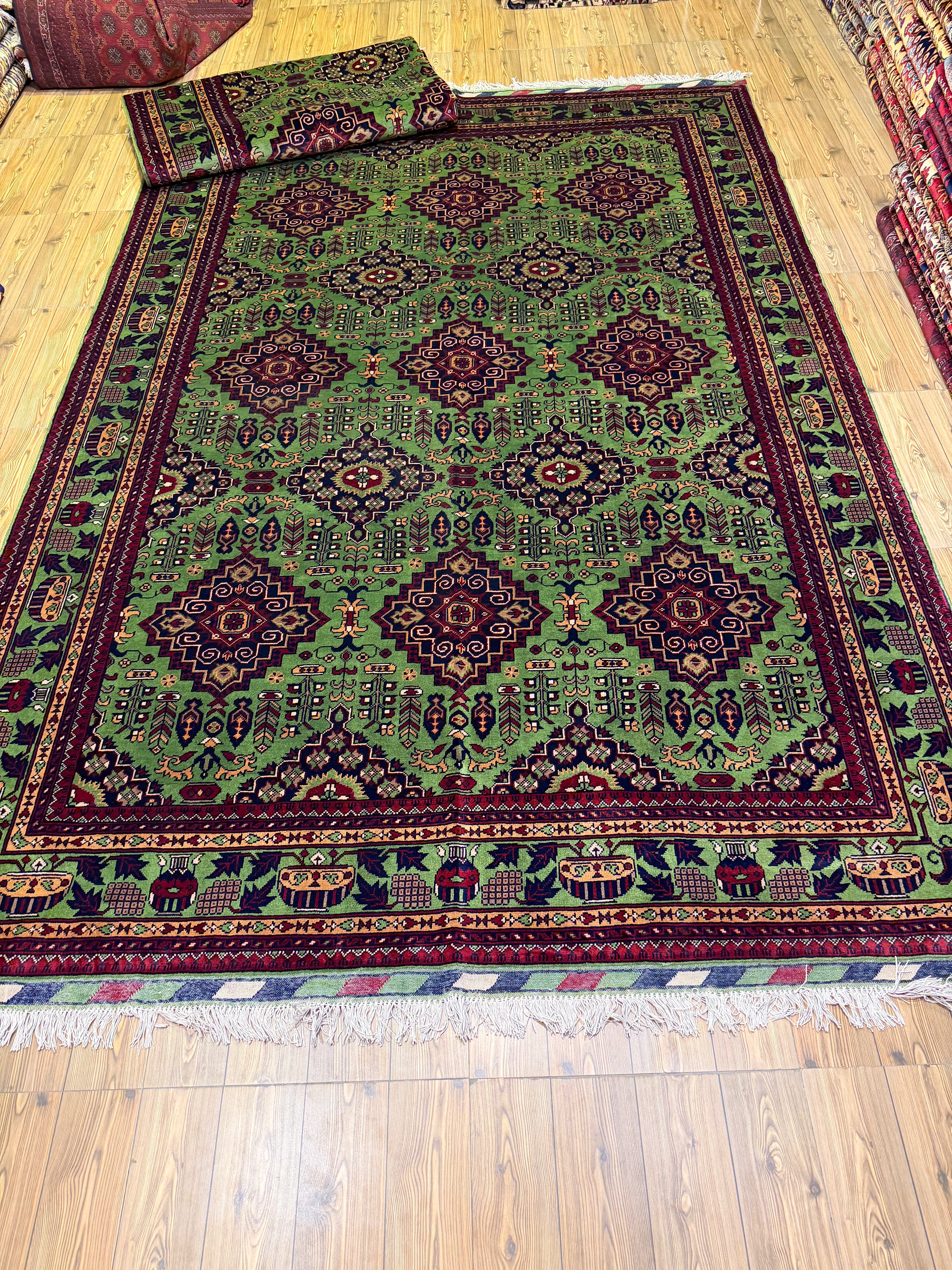 Luxury fine Afghan "Vollayati" Carpet
