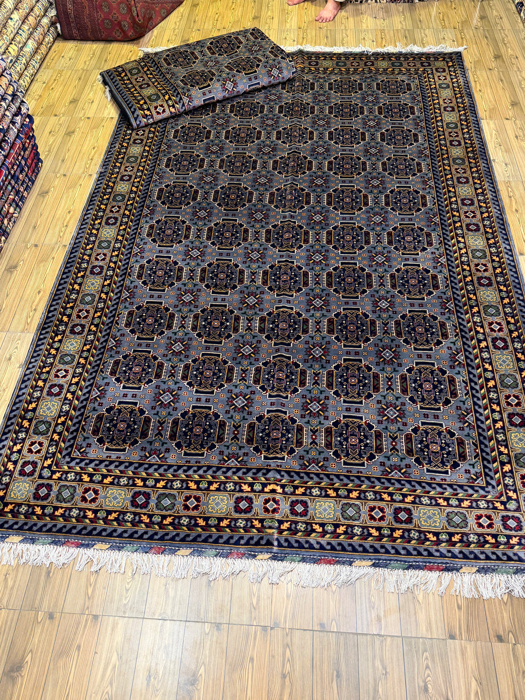 Luxury fine Afghan "Vollayati" Carpet