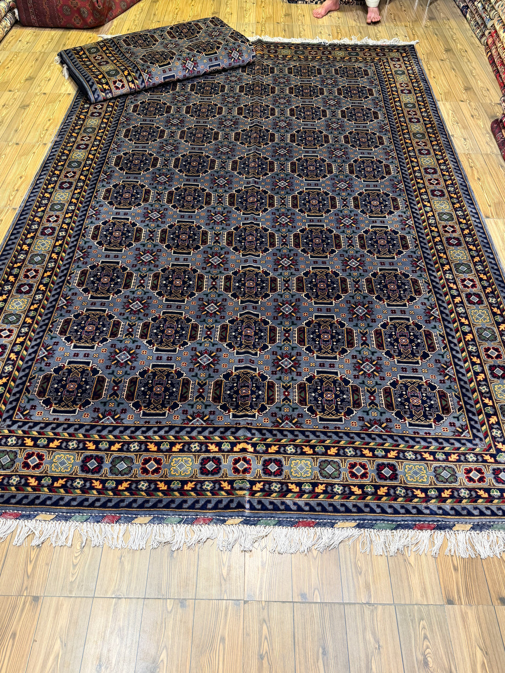 Luxury fine Afghan "Vollayati" Carpet