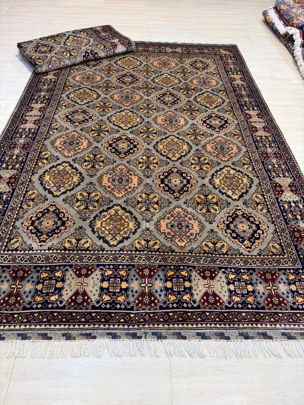 Luxury fine Afghan "Vollayati" Carpet