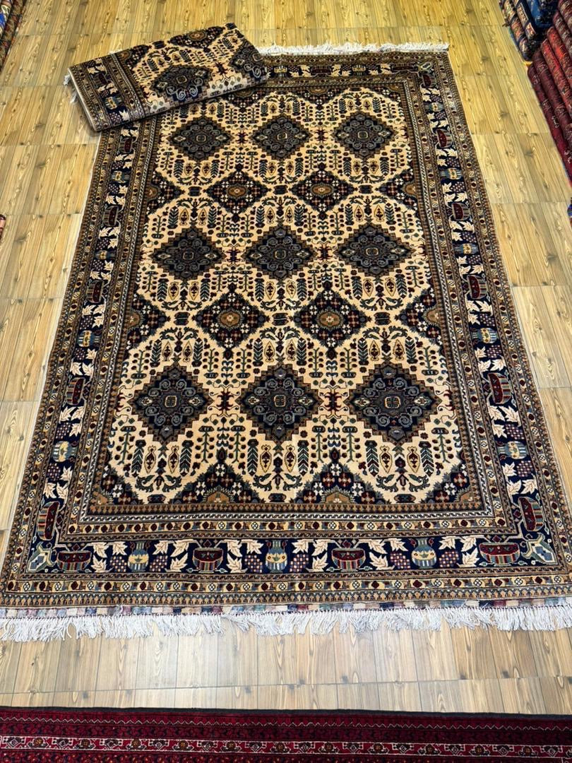 Luxury fine Afghan "Vollayati" Carpet